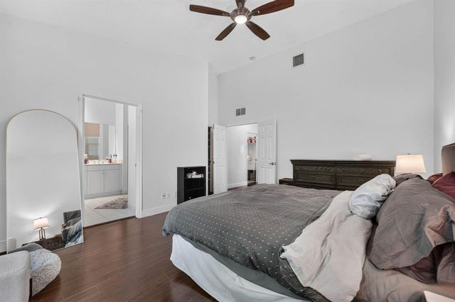 3355 Lakeside Drive, Davie, FL 33328