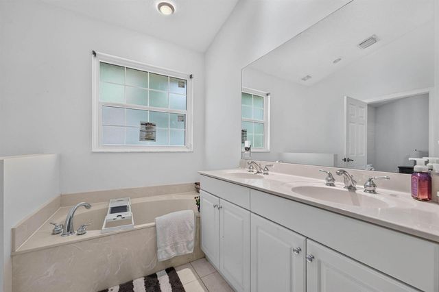 3355 Lakeside Drive, Davie, FL 33328