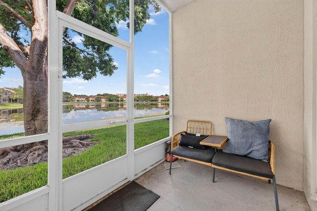 3355 Lakeside Drive, Davie, FL 33328