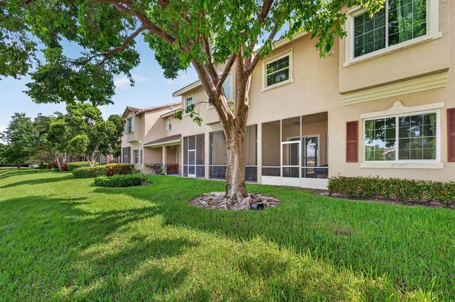 3355 Lakeside Drive, Davie, FL 33328