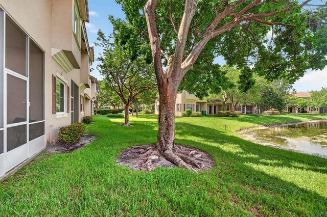 3355 Lakeside Drive, Davie, FL 33328