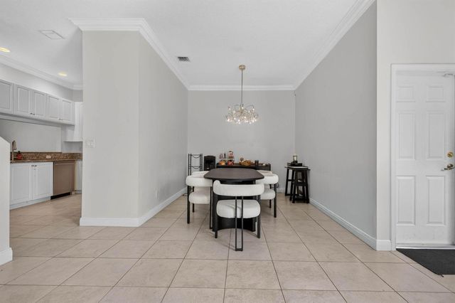 3355 Lakeside Drive, Davie, FL 33328