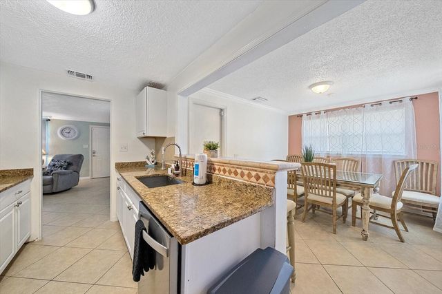2135 LEE LANE, Sarasota, FL 34231
