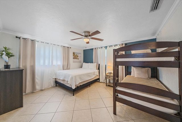 2135 LEE LANE, Sarasota, FL 34231