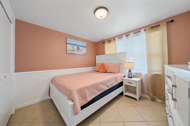 2135 LEE LANE, Sarasota, FL 34231
