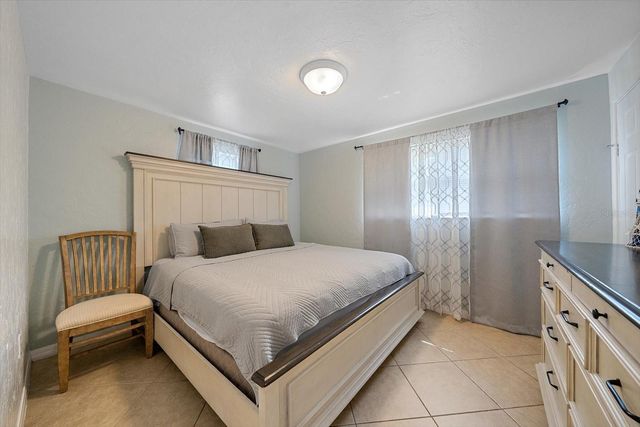 2135 LEE LANE, Sarasota, FL 34231