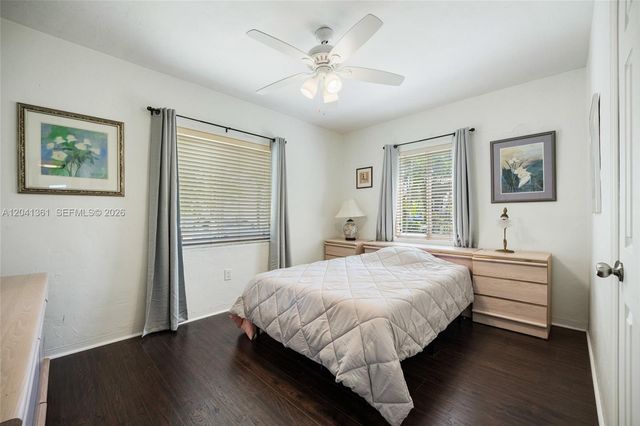 2750 NW 4th St, Miami, FL 33125