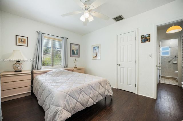 2750 NW 4th St, Miami, FL 33125