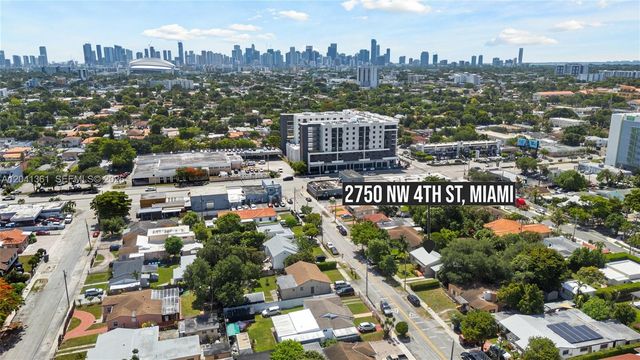 2750 NW 4th St, Miami, FL 33125