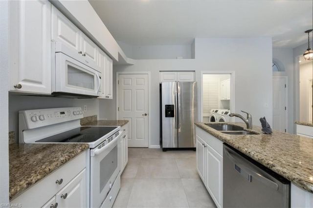 6429 Autumn Woods BLVD, Naples, FL 34109