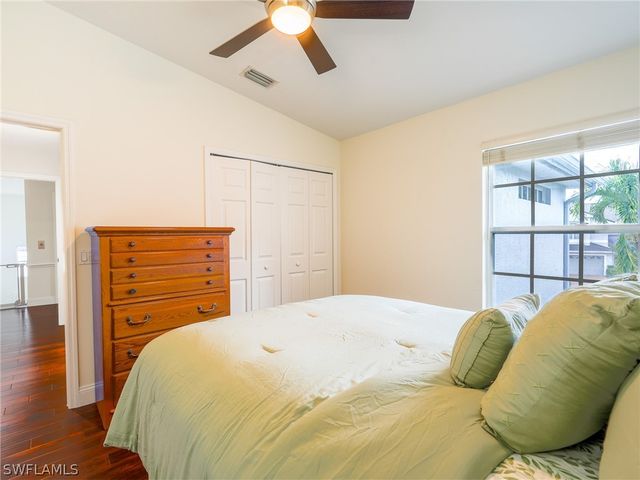 5908 Three Iron DR 2204, Naples, FL 34110