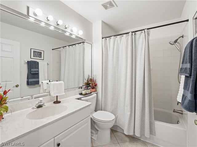 5908 Three Iron DR 2204, Naples, FL 34110