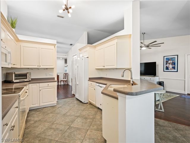 5908 Three Iron DR 2204, Naples, FL 34110