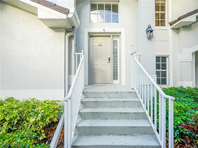 5908 Three Iron DR 2204, Naples, FL 34110