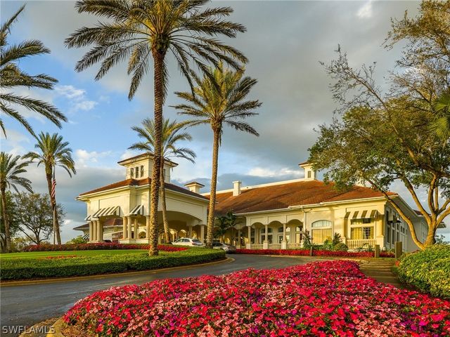 5908 Three Iron DR 2204, Naples, FL 34110