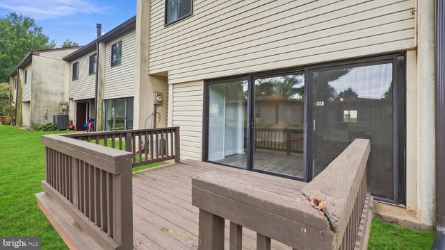 23 CENTENNIAL RD, Telford, PA 18969