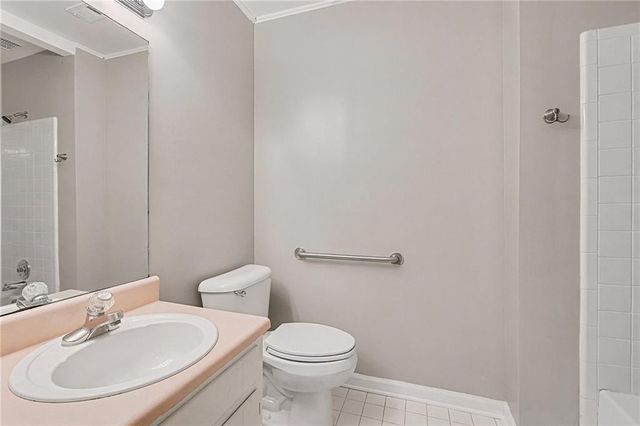 558 Dorsey SW Circle, Lilburn, GA 30047