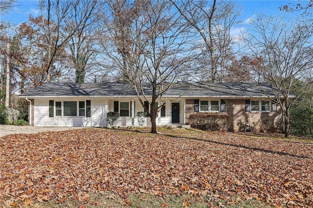 558 Dorsey SW Circle, Lilburn, GA 30047