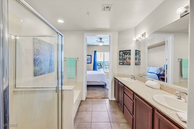 62 East Serene Avenue 426, Las Vegas, NV 89123