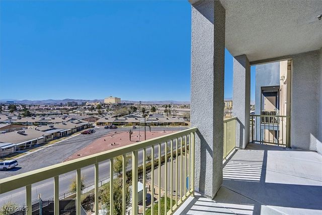 62 East Serene Avenue 426, Las Vegas, NV 89123