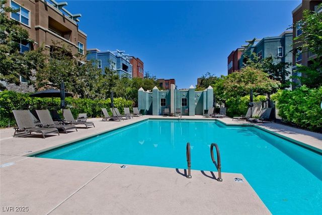 62 East Serene Avenue 426, Las Vegas, NV 89123