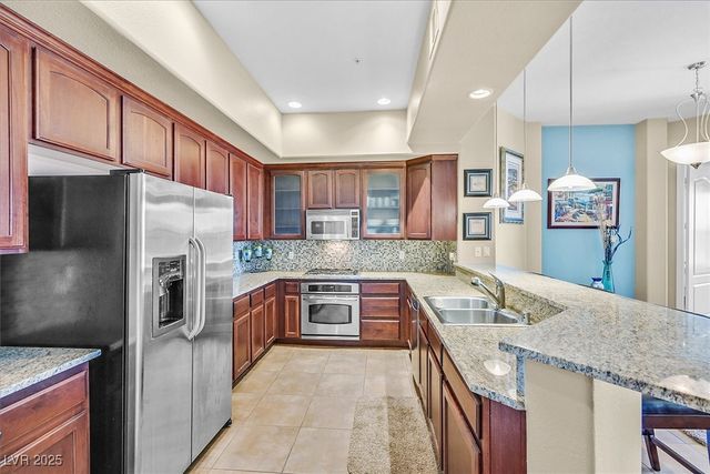 62 East Serene Avenue 426, Las Vegas, NV 89123