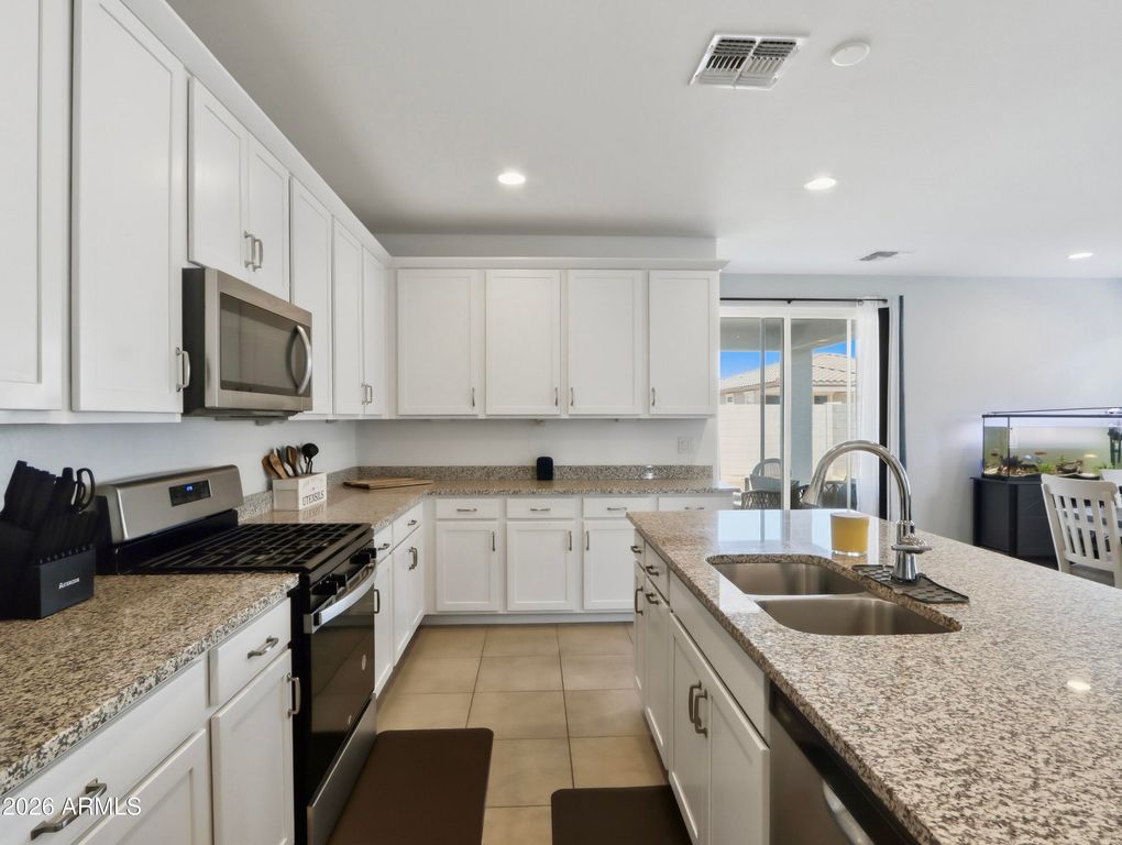 12334 W LEVI Drive, Avondale, AZ 85323