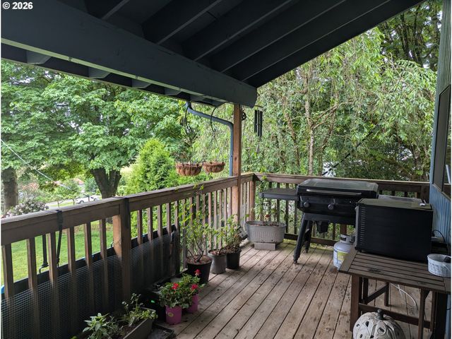 18616 Ne 139TH St, Brush Prairie, WA 98606