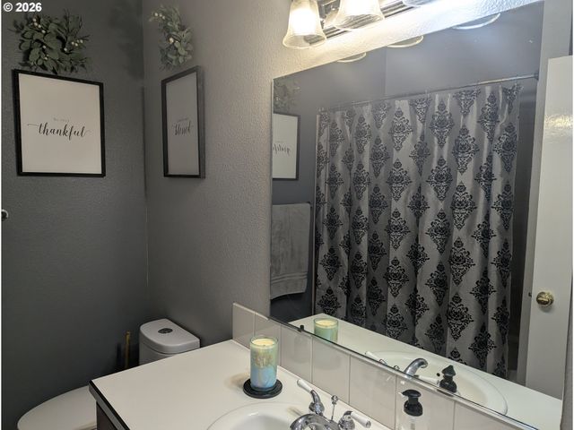 18616 Ne 139TH St, Brush Prairie, WA 98606