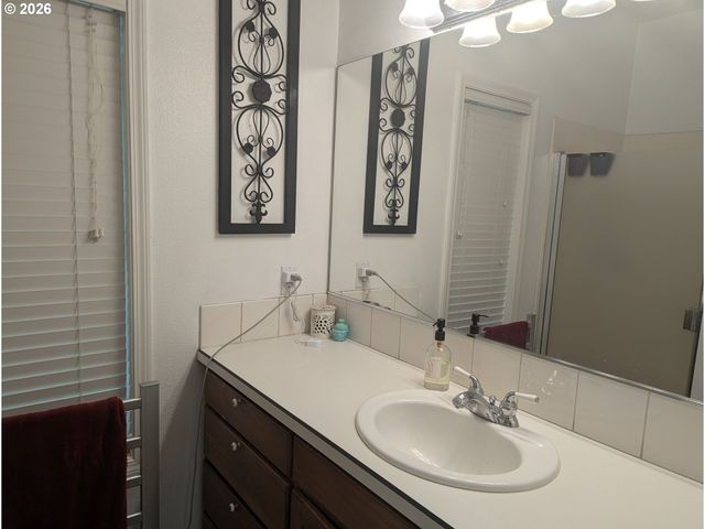 18616 Ne 139TH St, Brush Prairie, WA 98606