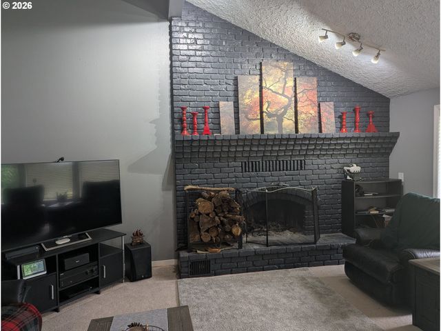 18616 Ne 139TH St, Brush Prairie, WA 98606