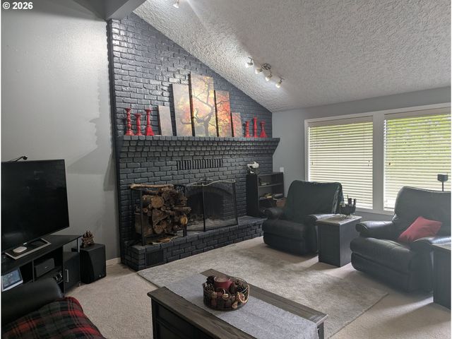 18616 Ne 139TH St, Brush Prairie, WA 98606