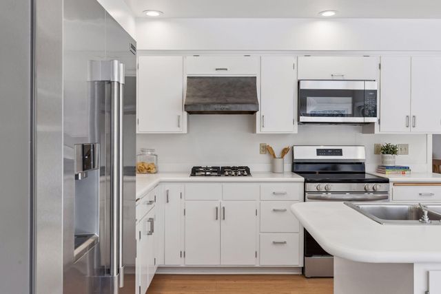 7117 Gleason Road, Edina, MN 55439