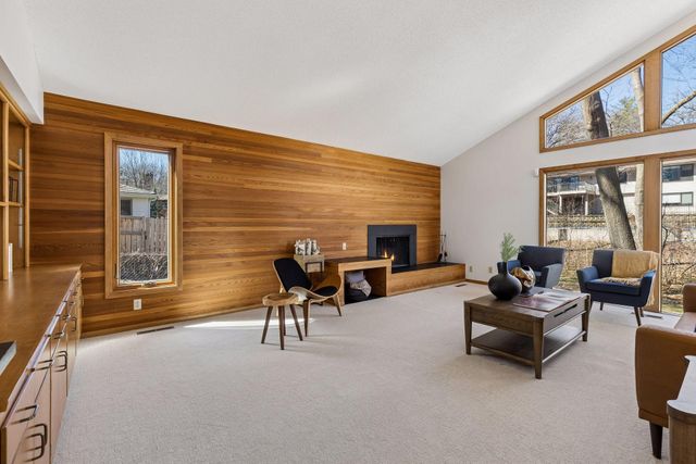 7117 Gleason Road, Edina, MN 55439