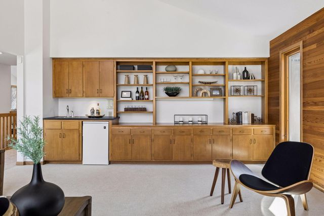 7117 Gleason Road, Edina, MN 55439