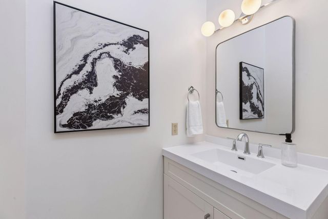 7117 Gleason Road, Edina, MN 55439