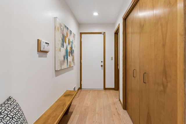 7117 Gleason Road, Edina, MN 55439