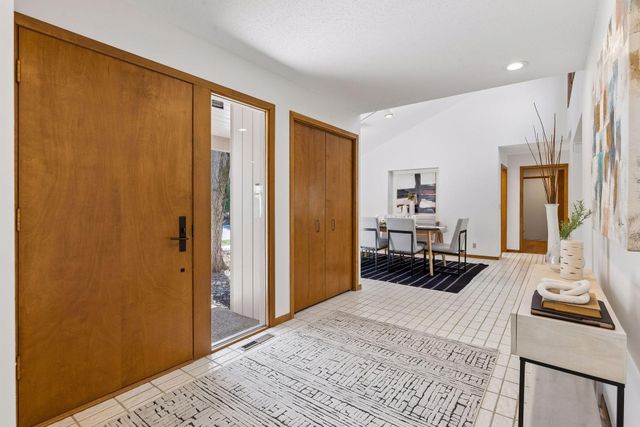 7117 Gleason Road, Edina, MN 55439