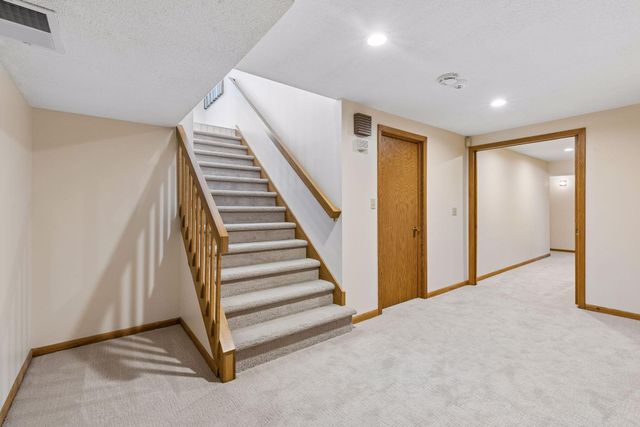 7117 Gleason Road, Edina, MN 55439