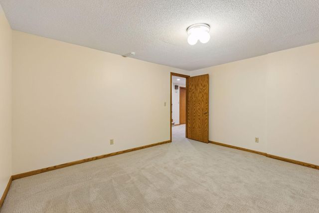 7117 Gleason Road, Edina, MN 55439