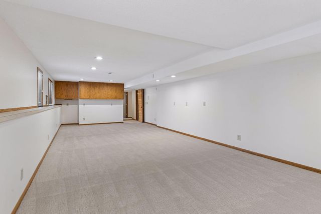 7117 Gleason Road, Edina, MN 55439