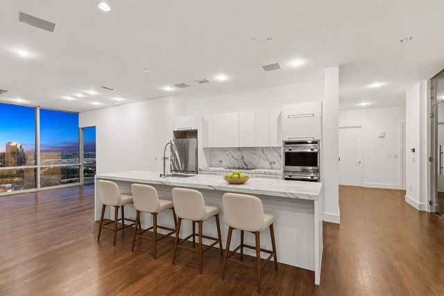 2200 Victory Avenue 1604, Dallas, TX 75219