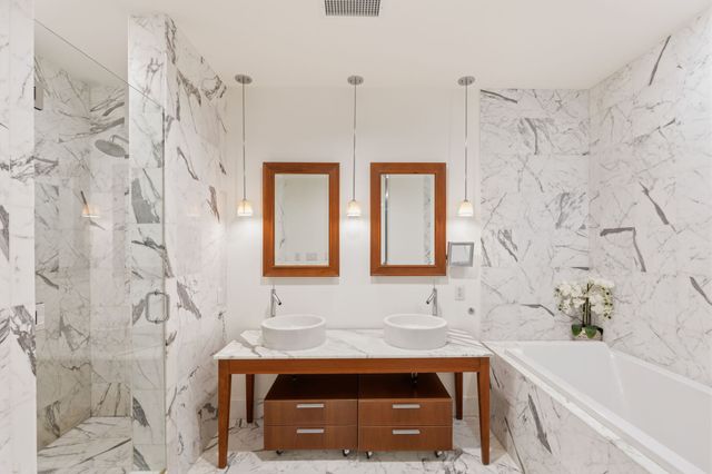 2200 Victory Avenue 1604, Dallas, TX 75219