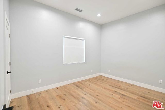 6961 Balcom Avenue, Reseda (los Angeles), CA 91335