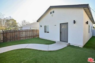6961 Balcom Avenue, Reseda (los Angeles), CA 91335
