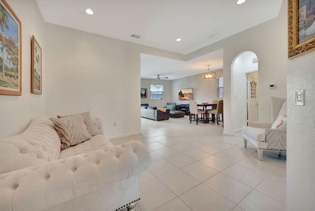 25123 SW 118th Place, Homestead, FL 33032