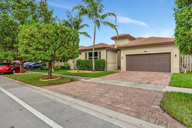 25123 SW 118th Place, Homestead, FL 33032