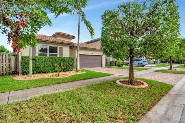 25123 SW 118th Place, Homestead, FL 33032