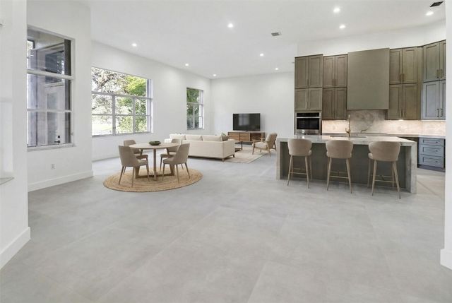 13211 SW 44th Street, Davie, FL 33330