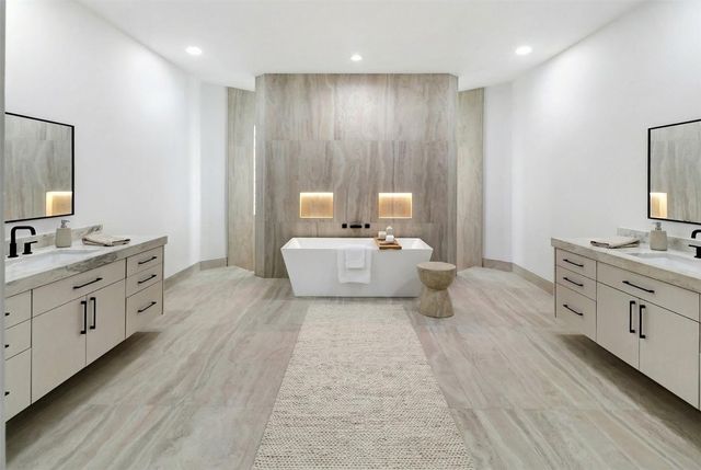 13211 SW 44th Street, Davie, FL 33330